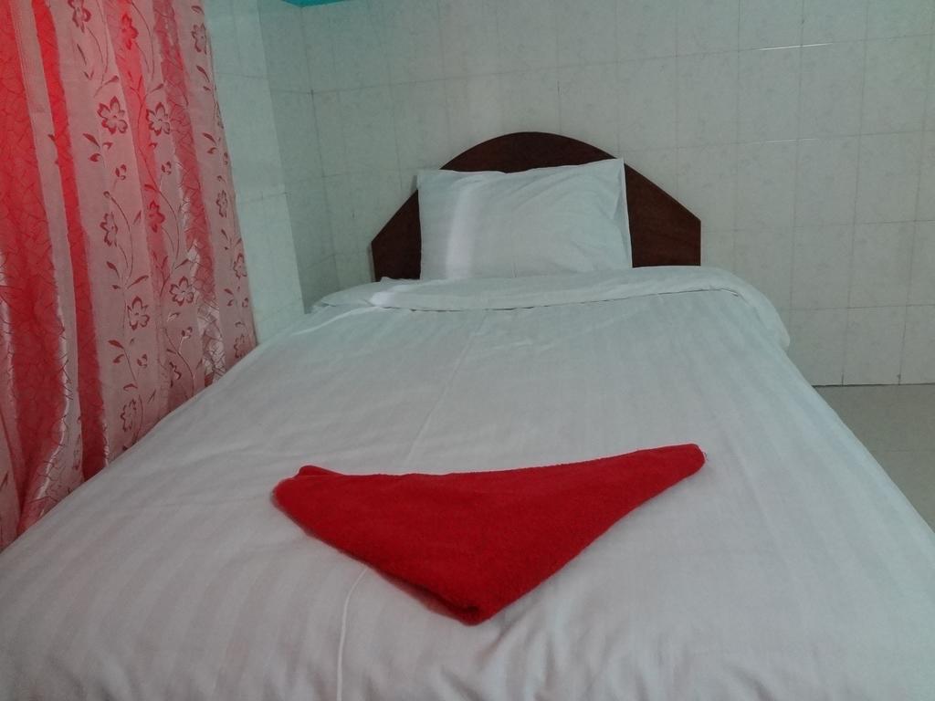 Capitol 3 Guesthouse 프놈펜 외부 사진